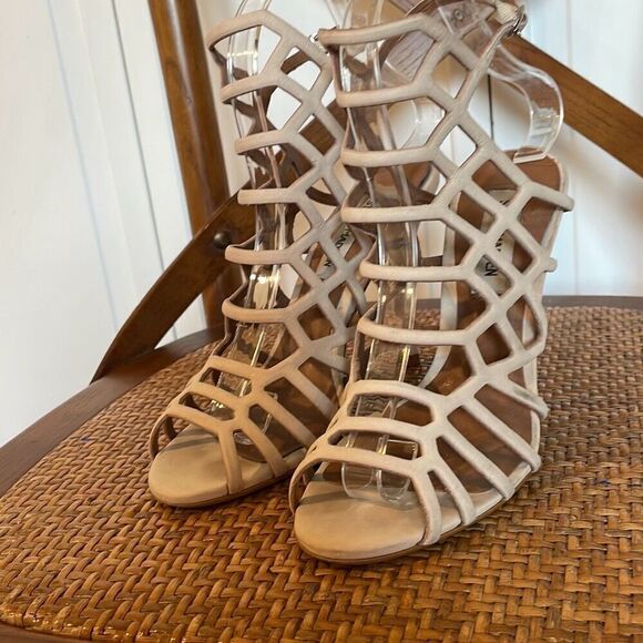 Steve Madden Slithur beige caged ankle strap heels size 6 - Picture 5 of 9